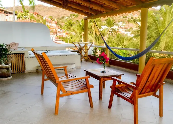 La Madera Aparthotel Zihuatanejo
