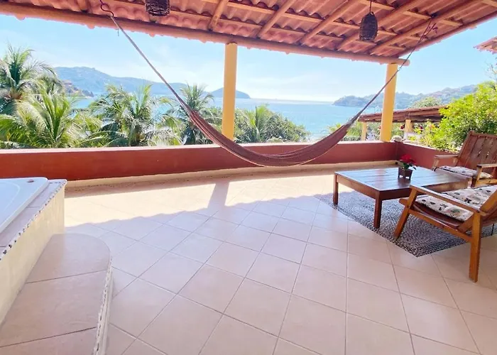 La Madera Aparthotel Zihuatanejo