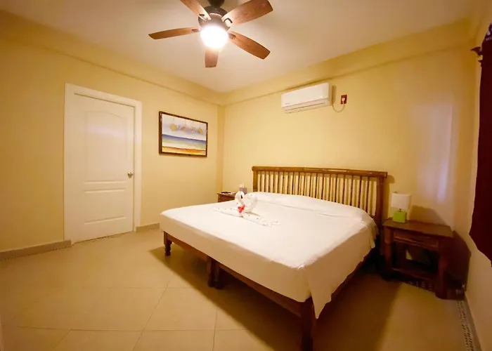 Aparthotel La Madera 4*