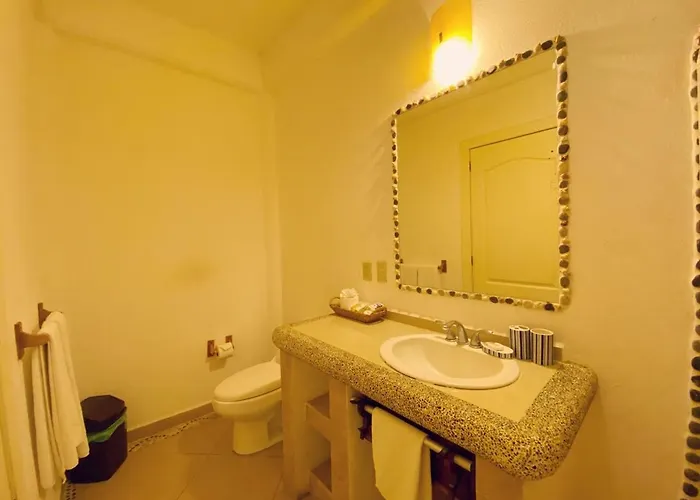 Aparthotel La Madera Zihuatanejo