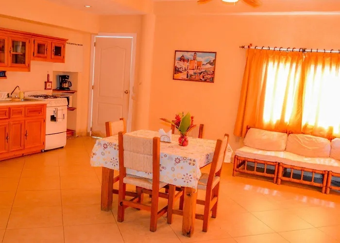La Madera Zihuatanejo