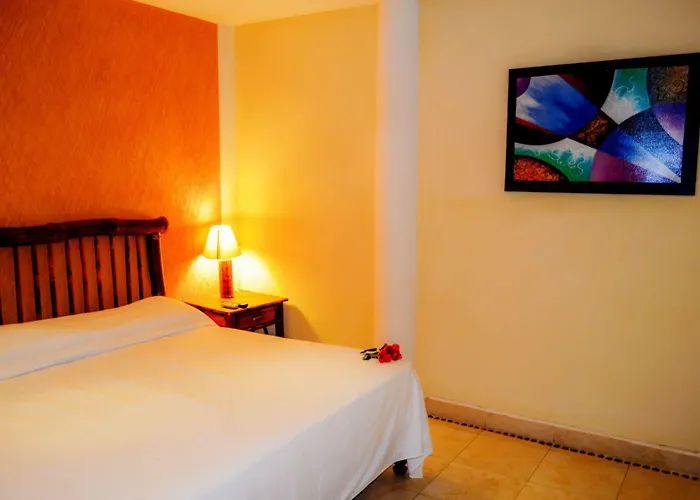 La Madera Aparthotel Zihuatanejo